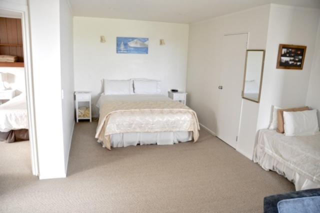 Freemans At Mangawhai Heads Apartment Room photo